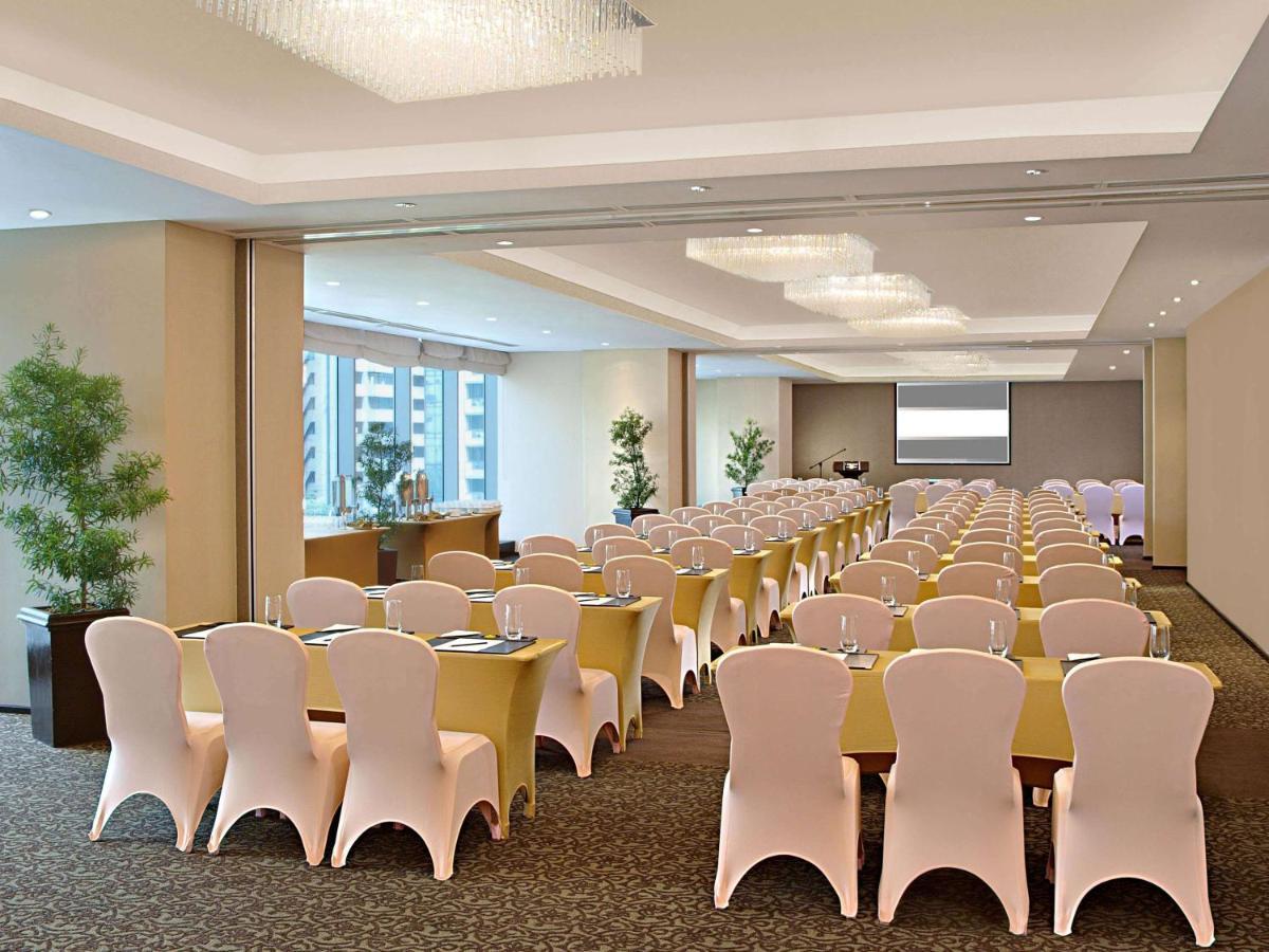 Joy Nostalg Hotel And Suites Manila Managed By The Ascott Limited Pasig City Exterior photo